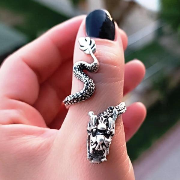 Gothic thumb shop rings