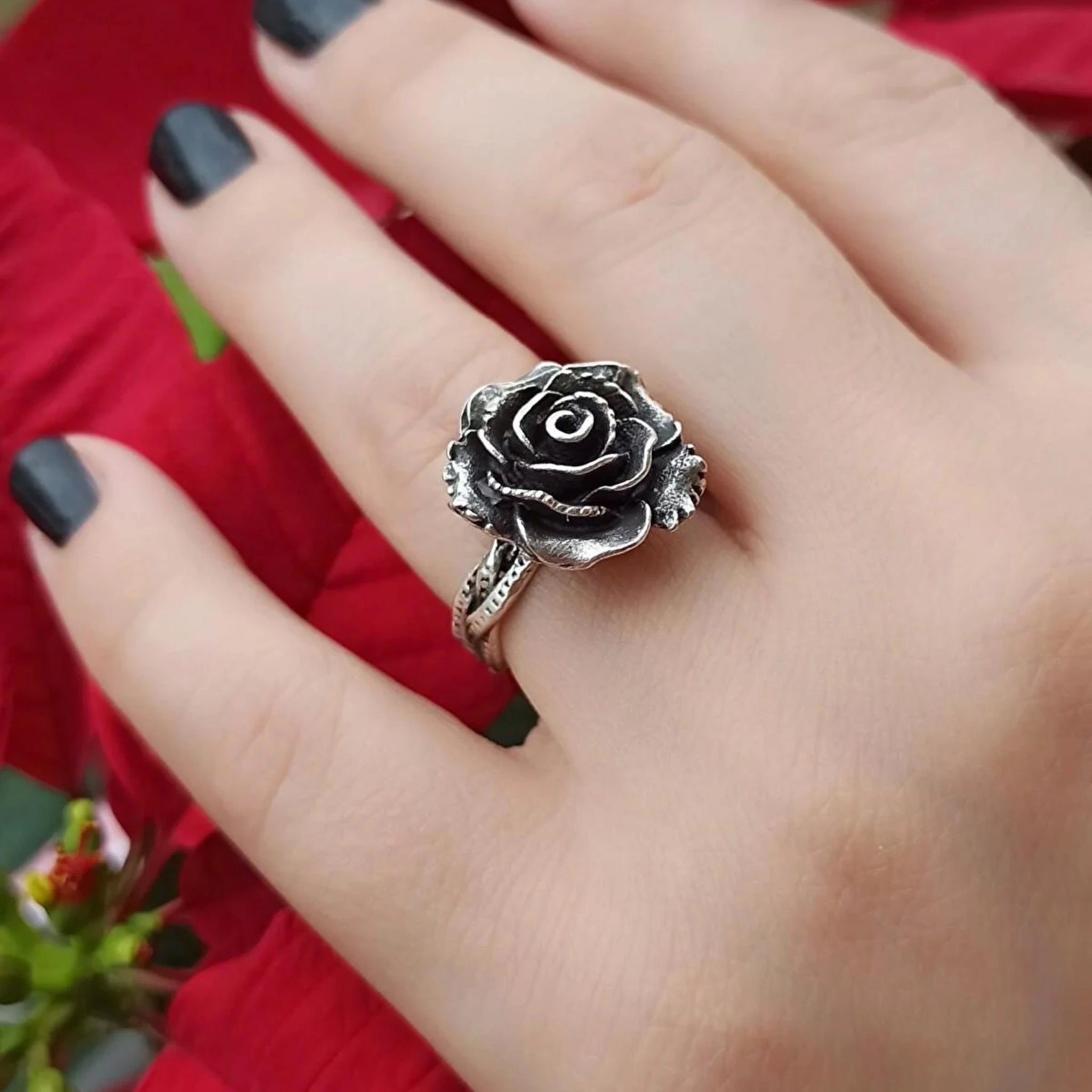 Beast Black Rose Ring - Vintage Flower Ring