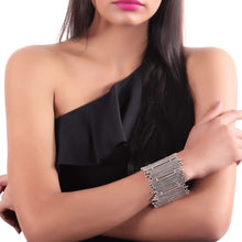 Elegant Antique Silver-Plated Bohemian Women's Bracelet Accessory