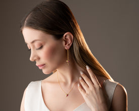 silver-hummingbird-pendant-necklace-detail