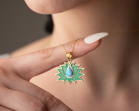 radiant-opal-necklace-for-her