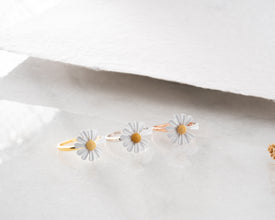 Sorority big/little reveal with matching daisy jewelry