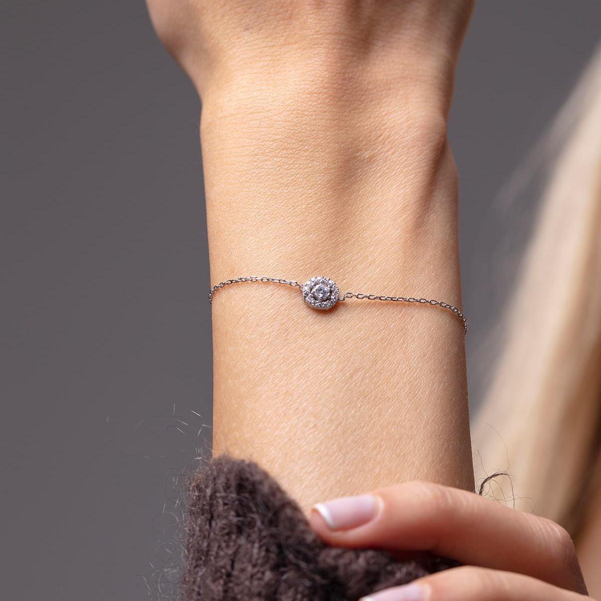 Dainty Diamond Solitaire Bracelet • Solitaire Bracelet for Women - Trending Silver Gifts
