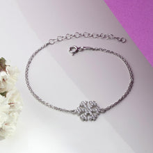 Snowflakes Bracelet ¥ Bridesmaid Gift For Wedding ¥ Gift For Wife - Trending Silver Gifts