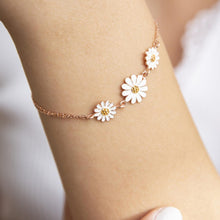 Daisy Chain Bracelet ¥ Daisy Bead Bracelet ¥ Christmas Gift For Wife - Trending Silver Gifts