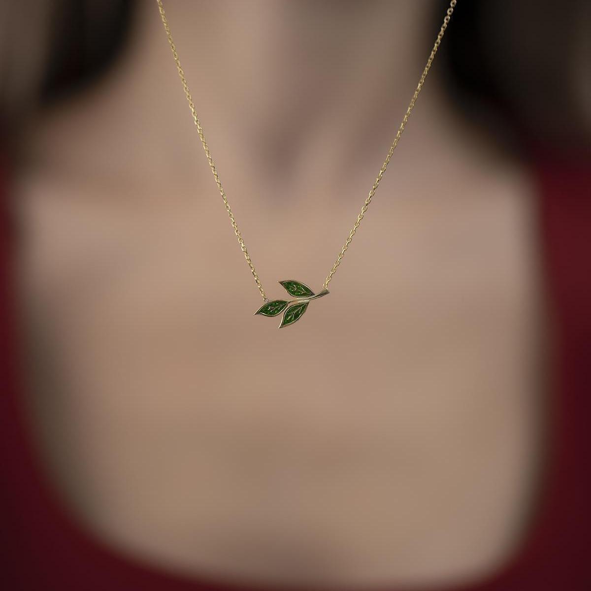 Leaf Pendant Necklace With Zircon • April Birthstone Leaf Necklace - Trending Silver Gifts