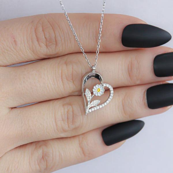 Daisy Necklace • Dainty Heart Necklace • Heart Necklace SilverNecklacesDaisy Necklace • Dainty Heart Necklace • Heart Necklace Silver