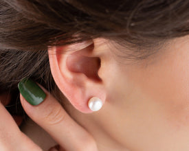 Real Pearl Stud Earrings ¥ Pearl Stud Earrings Gold ¥ Bridesmaid Gifts - Trending Silver Gifts