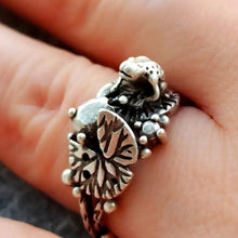 Frog Engagement Ring ¥ Cute Frog Ring ¥ Frog Friendship Silver Ring - Trending Silver Gifts