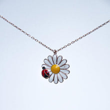 Silver Daisy Necklace ¥ Ladybug Necklace Silver ¥ Daisy & Ladybug Gift - Trending Silver Gifts